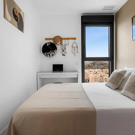 El Zahir Center - 25th Floor Apartment *